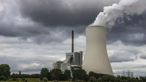 fossil fuels vs renewable energy emissions